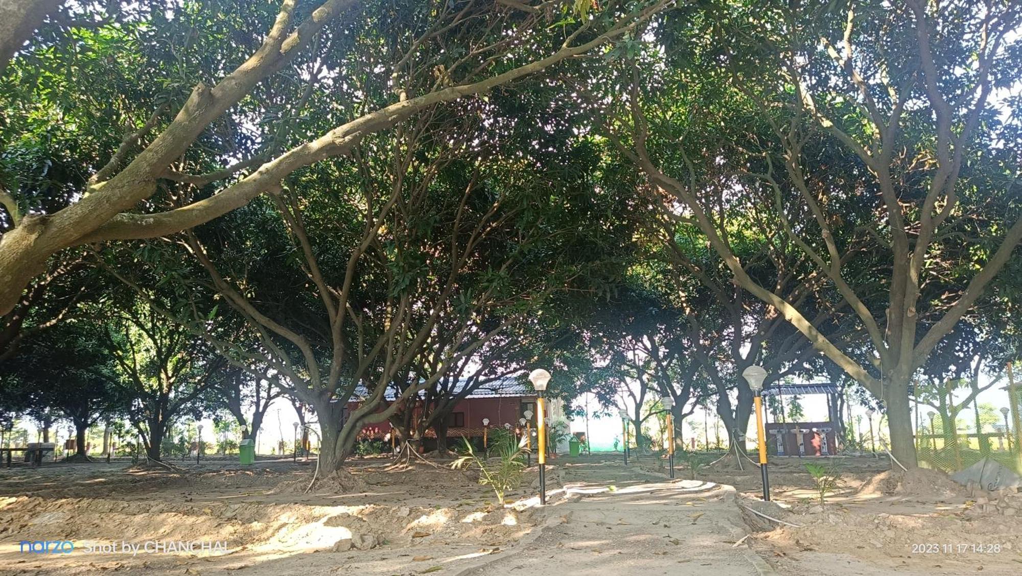 Hotel Modhubon Agro Tourism Bolpur Exteriér fotografie